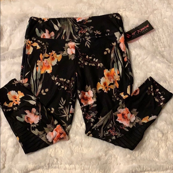 Betsey Johnson Pants - Betsey Johnson Performance Leggings